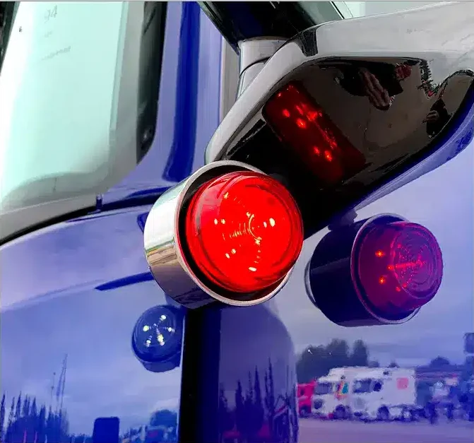 Spansk lampa röd vit till lastbil backspegel